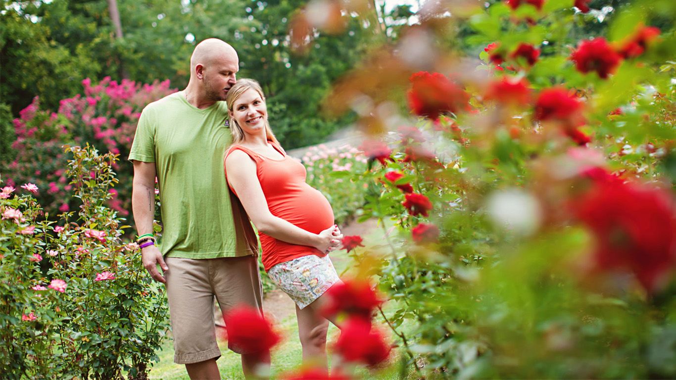 Raleigh Nc Maternity Outdoor Photography Rose Garden Raleigh Nc